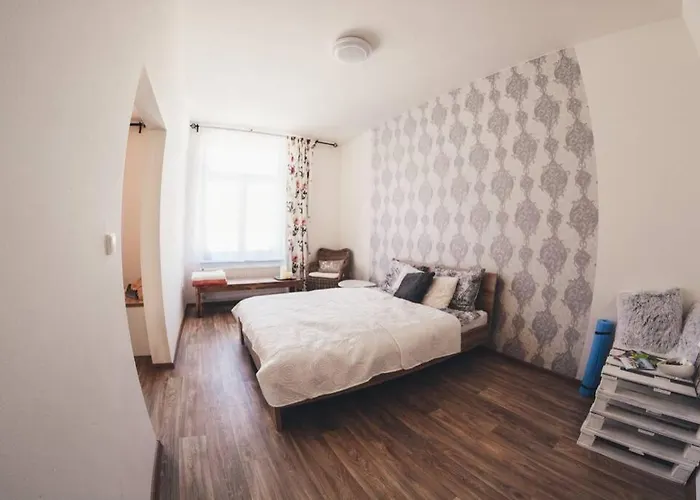 Stylový V Centru Náchoda Apartamento